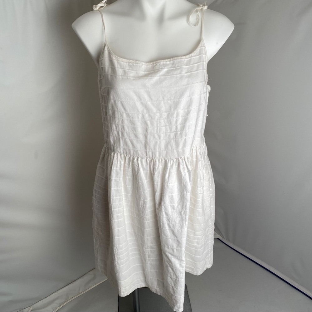 GAP white tie shoulder fit and flare dress 8
